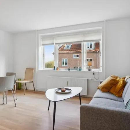 Hyggelig I Vestby, Taet Pa Lystbadehavnen *